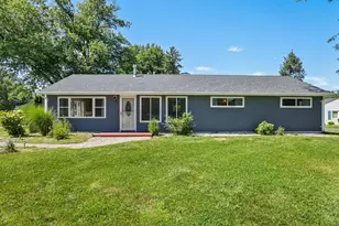 498 Juniper Ln, Cheshire, CT 06410 - Photo 1