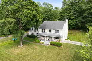 489 Hoyt St, Darien, CT 06820 - Photo 1