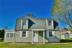 5 Meriden Rd, Old Lyme, CT 06371 - Photo 1
