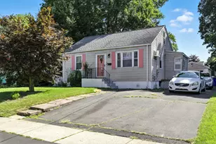 46 Washington Ave, East Hartford, CT 06118 - Photo 1