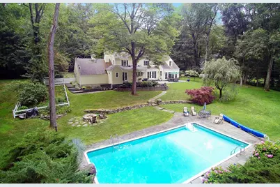 8 Strawberry Ridge Road, Ridgefield, CT 06877 - Photo 1