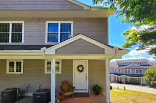 330 Crystal Ave, New London, CT 06320 - Photo 1