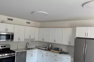 3142 Fairfield Ave, Bridgeport, CT 06605 - Photo 1