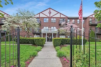 47 Highland Street #211, West Hartford, CT 06119 - Photo 1