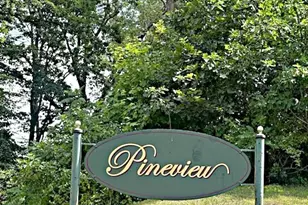 5D Pineview Rd, Branford, CT 06405 - Photo 1