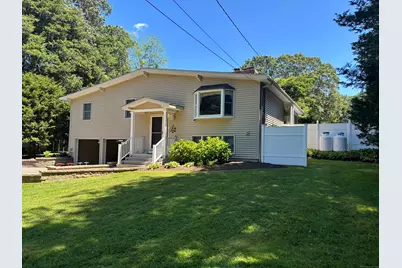 9 Lantern Lane, East Lyme, CT 06357 - Photo 1