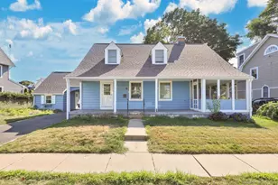 13 Millwood St, Milford, CT 06460 - Photo 1