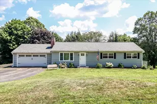 8 Roosevelt Dr, Newtown, CT 06470 - Photo 1