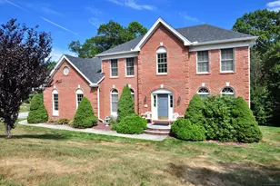 34 Auburn Knoll, East Hampton, CT 06424 - Photo 1