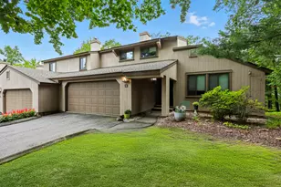 6 Redwood Ln, Avon, CT 06001 - Photo 1