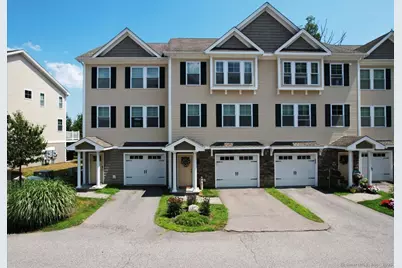 6 Village Crossing #6, East Lyme, CT 06357 - Photo 1