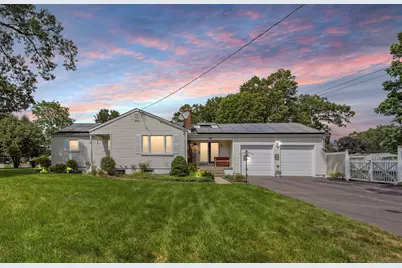 12 Arlington Road, Windsor Locks, CT 06096 - Photo 1