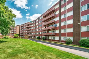 1320 Berlin Tpke, Wethersfield, CT 06109 - Photo 1