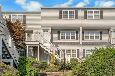 14-1/2 Fairview Avenue #C7, Norwalk, CT 06850 - Photo 1