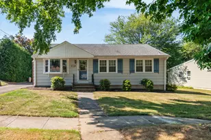 125 Douglas St, Stratford, CT 06614 - Photo 1