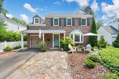 326 Ridgewood Road, West Hartford, CT 06107 - Photo 1