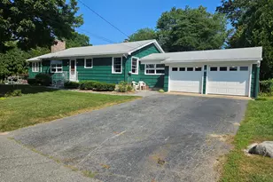 90 Westwood Dr, Groton, CT 06340 - Photo 1