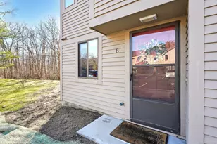 135 Village Square Dr, New Britain, CT 06053 - Photo 1