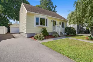 385 Burnsford Ave, Bridgeport, CT 06606 - Photo 1