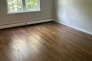 10 Highland St, West Haven, CT 06516 - Photo 1