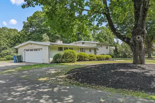 435 Shepard Ave, Hamden, CT 06514 - Photo 1