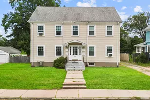 19 Moore St, Manchester, CT 06040 - Photo 1