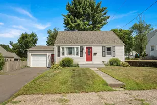 28 Rowe Pl, Bristol, CT 06010 - Photo 1