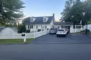 1 Farm St, Danbury, CT 06811 - Photo 1