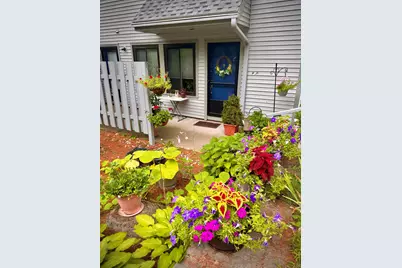 4 Staunton Court #APT P, Farmington, CT 06032 - Photo 1