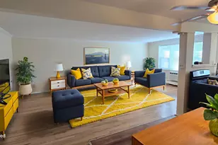 70 Farmington Ave, New London, CT 06320 - Photo 1