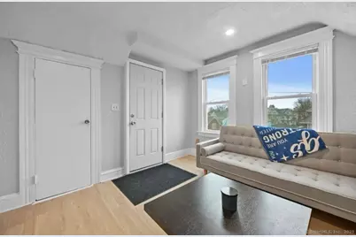 115 Harborview Avenue #3rd, Bridgeport, CT 06605 - Photo 1