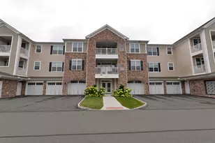 601 Brookside Ct, Newtown, CT 06470 - Photo 1