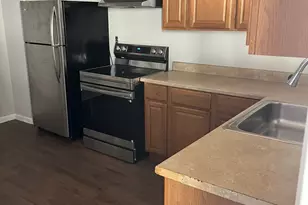 49 6th St, Derby, CT 06418 - Photo 1