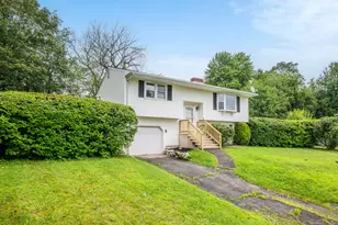 85 Brookfield Rd, Waterbury, CT 06704 - Photo 1