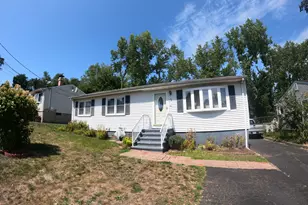 39 Sebec St, Hamden, CT 06517 - Photo 1