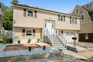 43 Stuart Ave, New London, CT 06320 - Photo 1