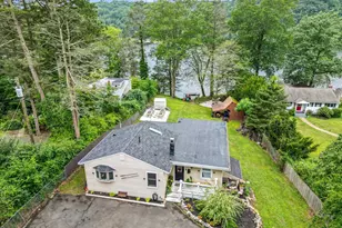 612 Lake Dr, Guilford, CT 06437 - Photo 1