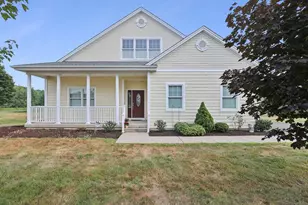 752 Matthews St, Bristol, CT 06010 - Photo 1