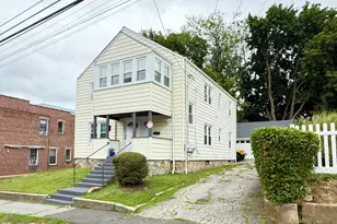 820 Brewster St, Bridgeport, CT 06605 - Photo 1