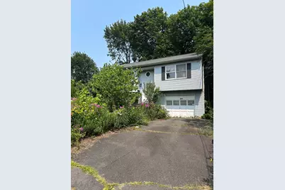 71 York Street, Waterbury, CT 06704 - Photo 1