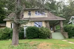 1054 Cooke St, Waterbury, CT 06704 - Photo 1