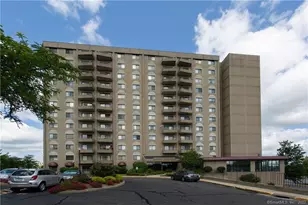 111 deKoven Drive, Middletown, CT 06457 - Photo 1