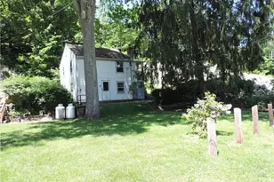 15 Reynolds Rd, Danbury, CT 06810 - Photo 1