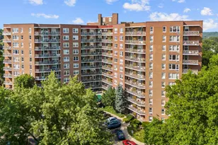 91 Strawberry Hill Ave, Stamford, CT 06902 - Photo 1