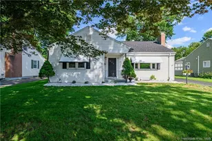 24 Sherwood Rd, West Hartford, CT 06117 - Photo 1