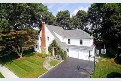 7 Buckingham Place, Norwalk, CT 06851 - Photo 1