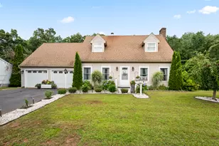 22 Fawn Dr, Meriden, CT 06451 - Photo 1