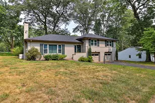 23 Whittier Rd, New Haven, CT 06515 - Photo 1