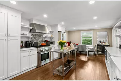 110 Weaver Street #B, Greenwich, CT 06831 - Photo 1