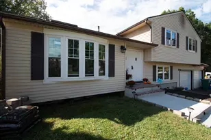 13 White Birch Cir, Bloomfield, CT 06002 - Photo 1